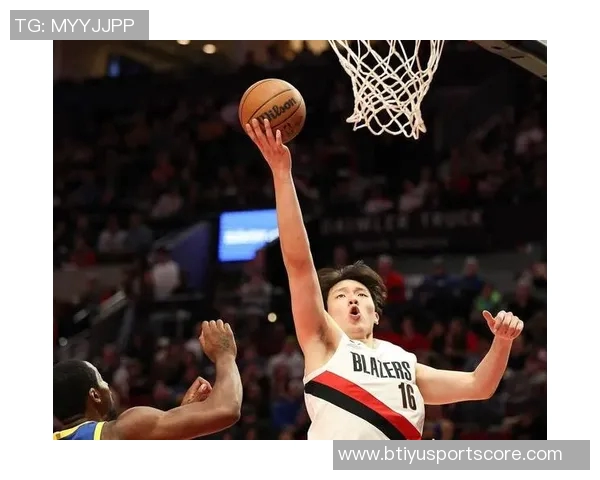 拓媒期待杨瀚森在5连客中每场稳定出战15分钟助力个人成长与球队表现